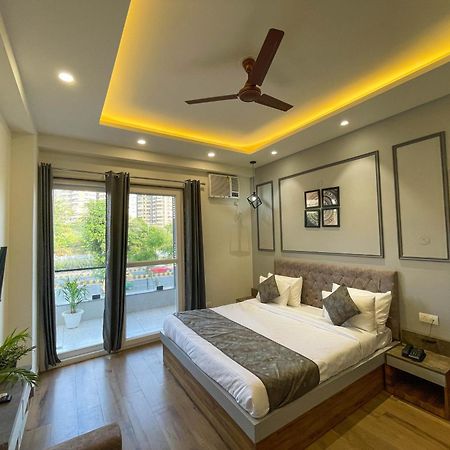 The Empire Suites 1Rk Near Max & Fortis Hospital Gurgaon Exterior photo